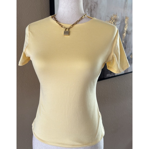 Buttery soft double layered top - Picture 3 of 4